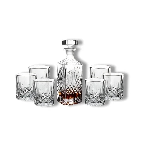 Coffret de carafe et verres en verre taillé, conçu pour apporter une touche raffinée à vos soirées whisky.